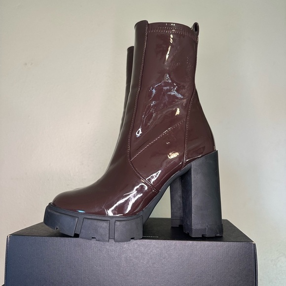 Aldo Brown Platform Heel Ankle Boots Shiny Leather - Picture 9 of 10